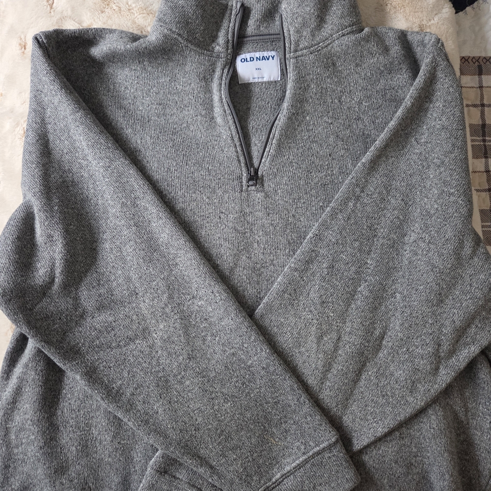 Old Navy Men's Zip Up Sweater in Gray